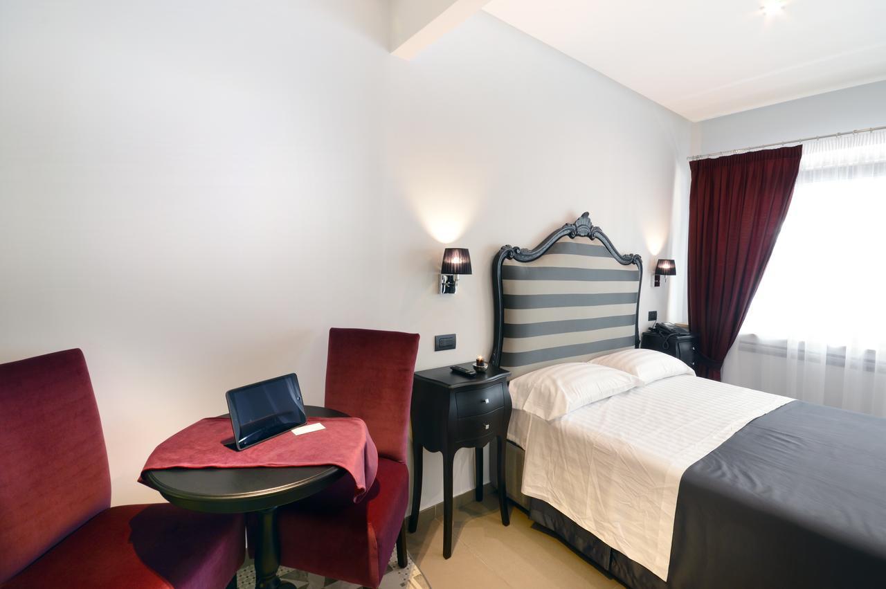 Barbarella Suite Napels Buitenkant foto