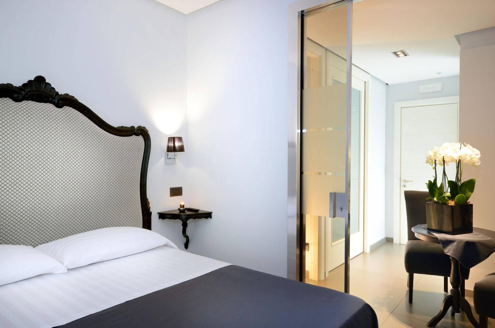 Barbarella Suite Napels Buitenkant foto