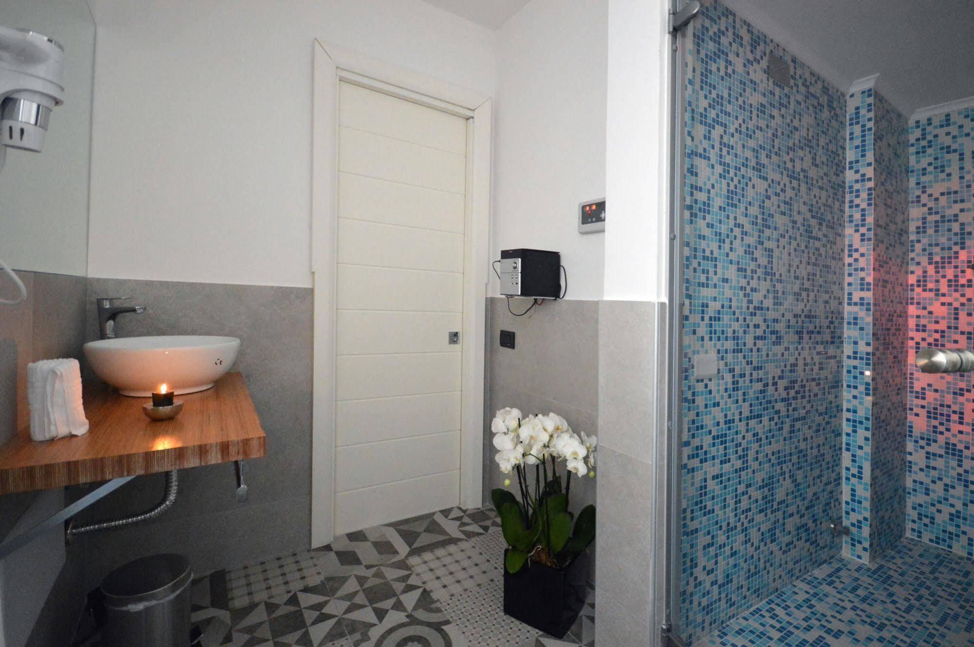 Barbarella Suite Napels Buitenkant foto